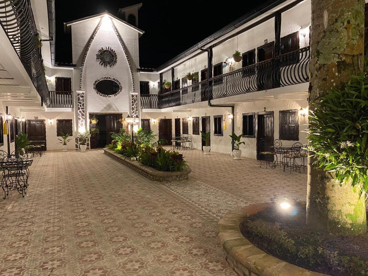 Casa Hotel Las Orquideas Circasia Exterior foto