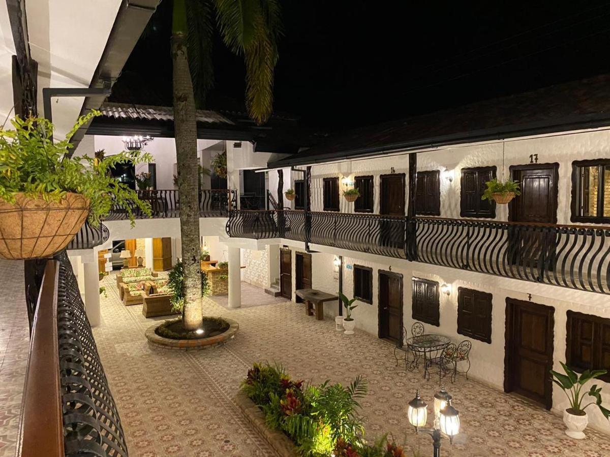 Casa Hotel Las Orquideas Circasia Exterior foto