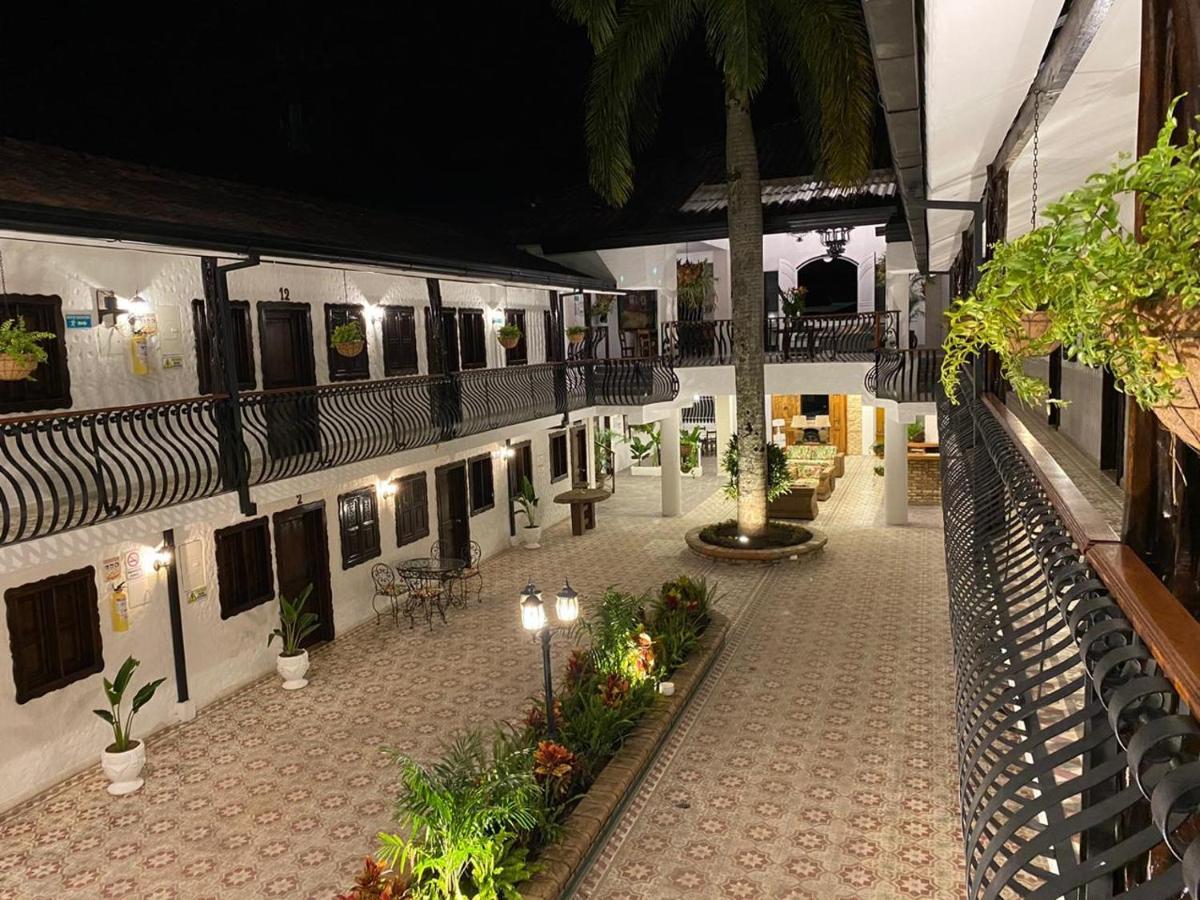Casa Hotel Las Orquideas Circasia Exterior foto